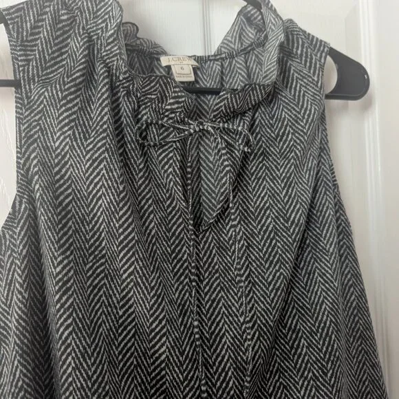 J crew sleeveless grey and white blouse - 6 - Picture 2 of 5